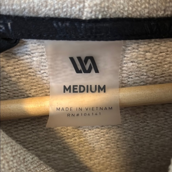 VRST men’s Pullover Hoodie beige tan size medium - Picture 2 of 4